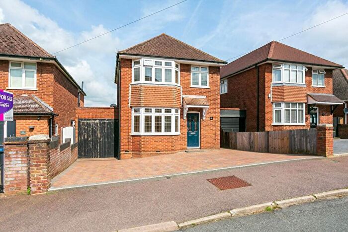 3 Bedroom Detached House To Rent In Belmont Road, , Hemel Hempstead, HP3