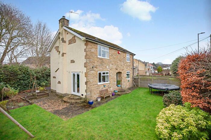 4 Bedroom Detached House For Sale In Burley Road, Menston, LS29