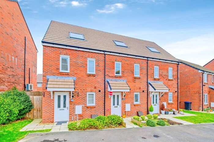 3 Bedroom Property For Sale In Adlam Way, Salisbury, SP2
