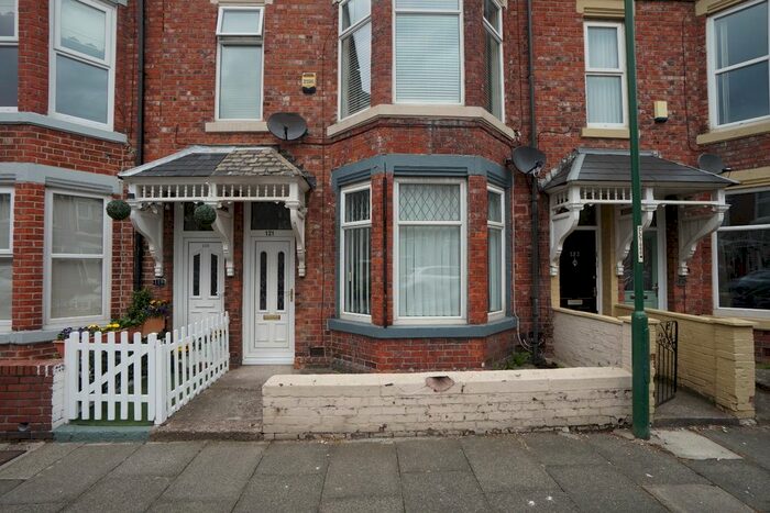 2 Bedroom Flat To Rent In St. Vincent Street, South Shields, NE33