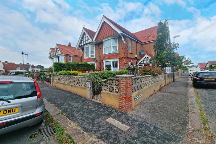 1 Bedroom Flat To Rent In Richmond Avenue, Bognor Regis, PO21