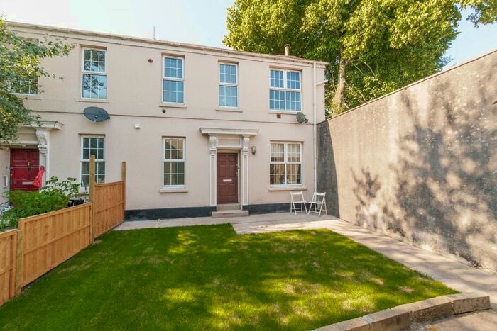 2 Bedroom Terraced House To Rent In Ladywell Place, Plymouth, PL4