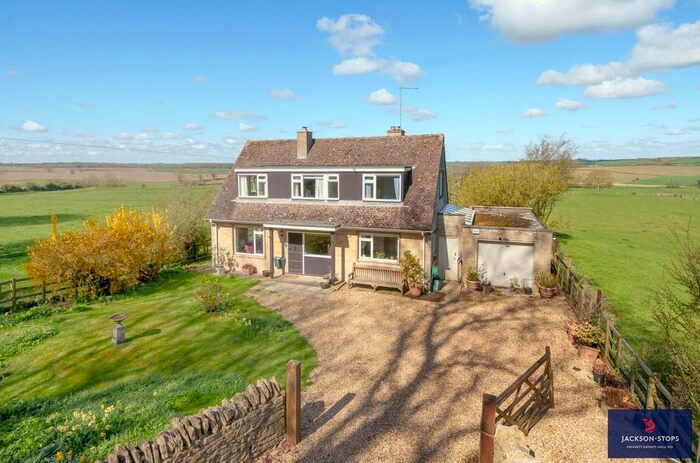 3 Bedroom Detached House For Sale In High Street, Harrington, Northamptonshire, NN6