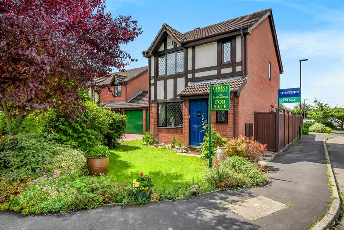 3 Bedroom Detached House To Rent In Moreton Drive, Leigh, WN7