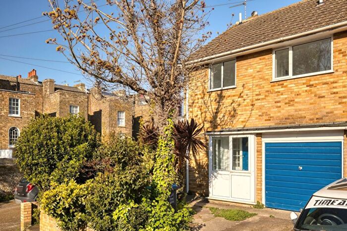 3 Bedroom Semi-Detached House To Rent In Augusta Place, Ramsgate, Kent, CT11
