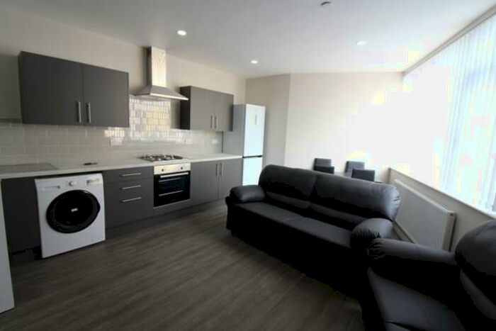 1 Bedroom Terraced House To Rent In Castle Lane Cardiff, CF24