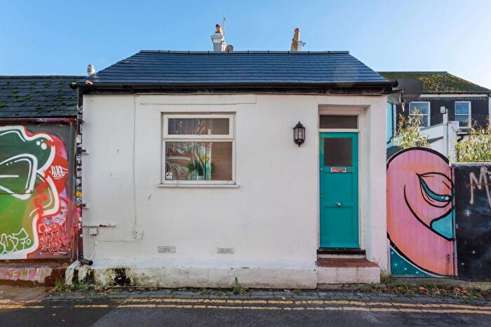 1 Bedroom Cottage To Rent In Trafalgar Lane, Brighton, BN1