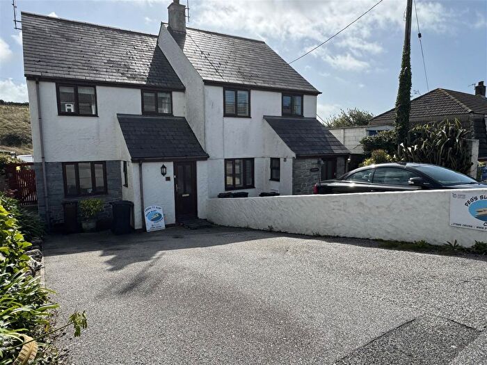 3 Bedroom Property For Sale In Morwenna Gardens, Perranporth, TR6
