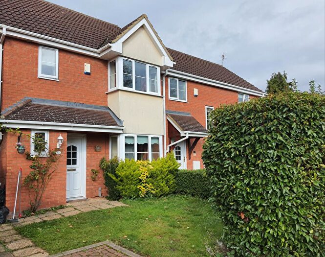 3 Bedroom House To Rent In Wickstead Avenue, Luton, LU4