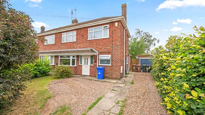 3 Bedroom Semi-Detached House For Sale In Eastwood Road, Boston, PE21