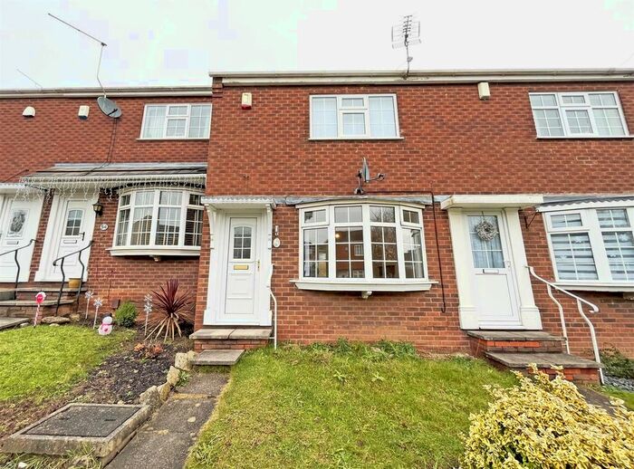 2 Bedroom Town House To Rent In Gleneagles Drive, Arnold, Nottingham, NG5