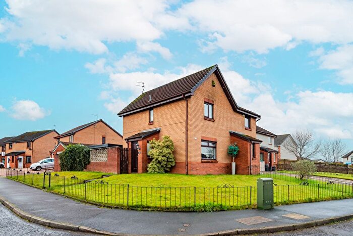 3 Bedroom Semi Detached House For Sale In Ritchie Park, Johnstone, PA5