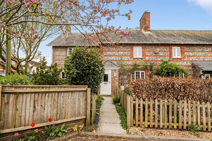 4 Bedroom Semi Detached House For Sale In Knighton Road, Broad Chalke, SP5