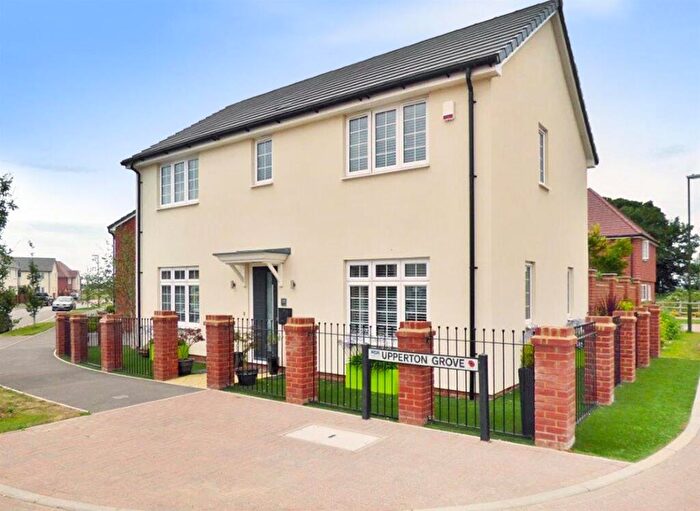 4 Bedroom Detached House To Rent In Upperton Grove, Littlehampton, BN17