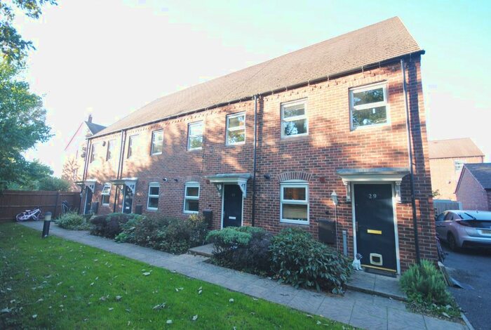 3 Bedroom Terraced House To Rent In Wilfred Owen Close, Shrewsbury, SY2