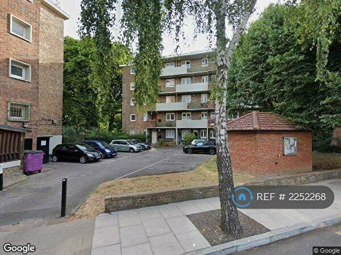 3 Bedroom Flat To Rent In Kemp House, London, E2