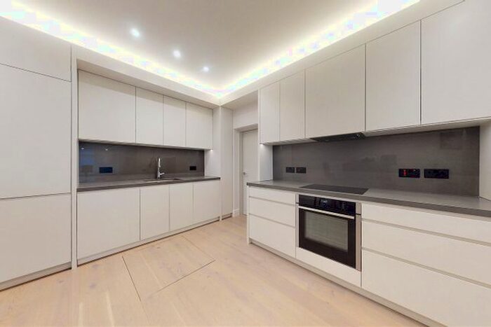 2 Bedroom Terraced House To Rent In Bryanston Mews East, Marylebone, W1H