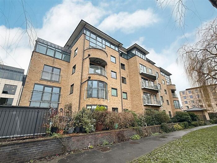 1 Bedroom Flat For Sale In Rome House, Eboracum Way, York, YO31