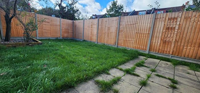 5 Bedroom Property To Rent In Ranelagh Road, London, N22