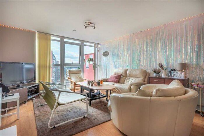 3 Bedroom Maisonette To Rent In Thornton Street, Newcastle Upon Tyne, NE1