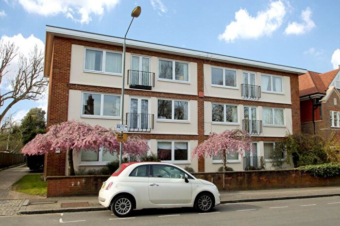 2 Bedroom Flat To Rent In Liskeard Gardens, Blackheath, SE3