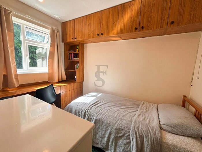 4 Bedroom Terraced House To Rent In Cromwell Road, Great Glen, Leicester, LE8
