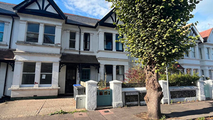 1 Bedroom Flat To Rent In Elm Road, Worthing, BN11