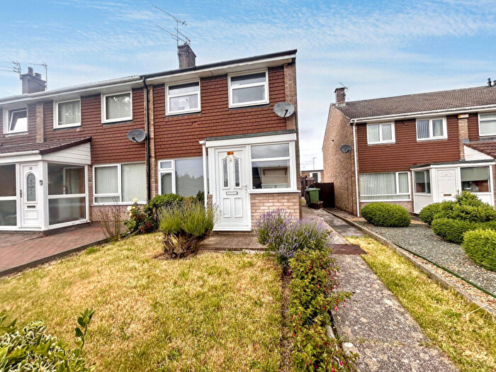 2 Bedroom End Of Terrace House For Sale In Heron Close, South Beach, Blyth, Northumberland, NE24