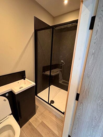 1 Bedroom Terraced House To Rent In Wood Street, Bolton, BL1