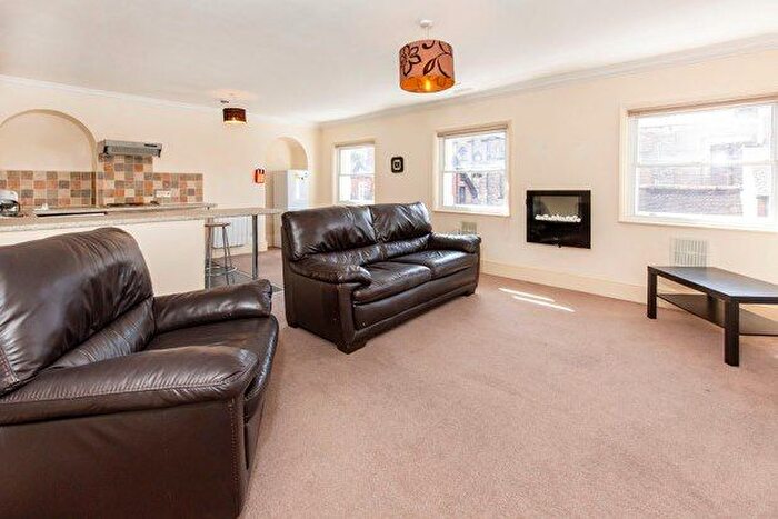 1 Bedroom Flat To Rent In Bootham, York, YO30