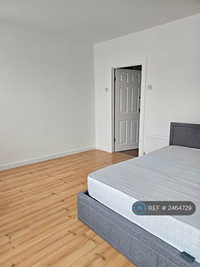 4 Bedroom Terraced House To Rent In Shakespeare Crescent, London, E12