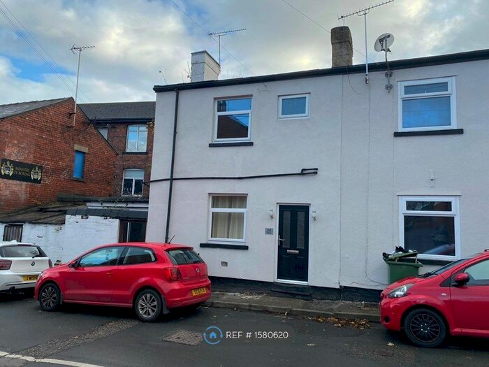 1 Bedroom End Of Terrace House To Rent In Moorfield Road, Leeds, LS12