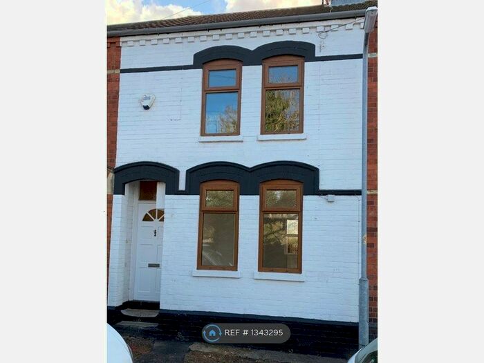 2 Bedroom Terraced House To Rent In Fletcher Road, Rushden, NN10
