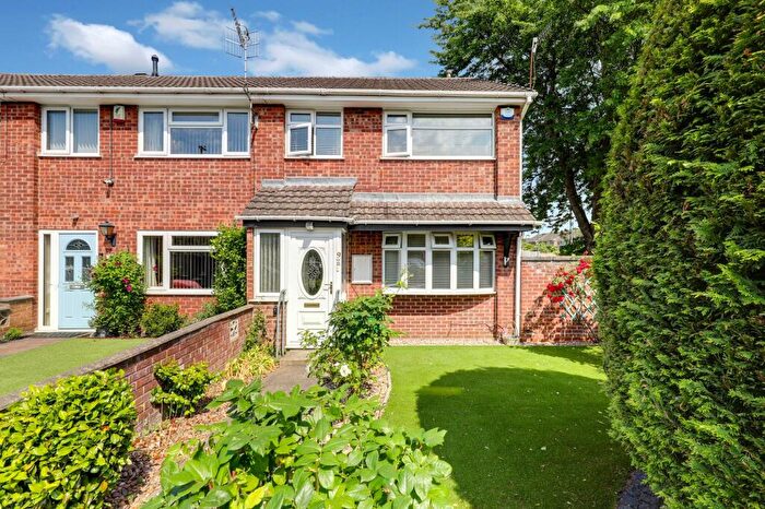 3 Bedroom Semi Detached House For Sale In Adelaide Grove, Nottingham, NG5