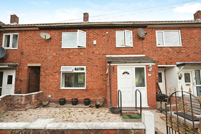 3 Bedroom Terraced House For Sale In Wythenshawe Road, Manchester, M23