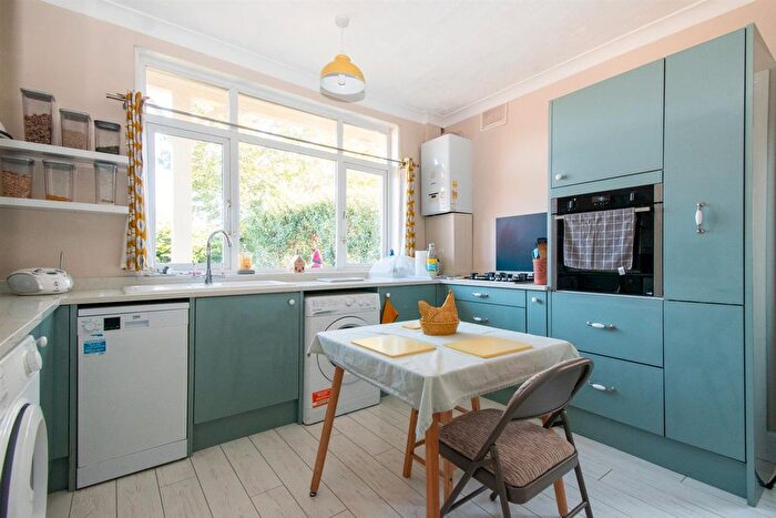 2 Bedroom Detached Bungalow For Sale In The Ridge, Hastings, TN34