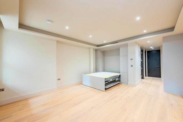 Studio To Rent In Logan Place, Earls Court W8