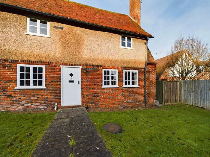2 Bedroom House To Rent In High Street, Whitwell, Hitchin, SG4