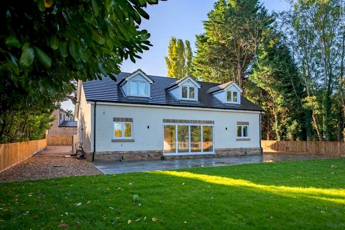 4 Bedroom Detached House For Sale In Gull Road, Guyhirn, Cambridgeshire, PE13