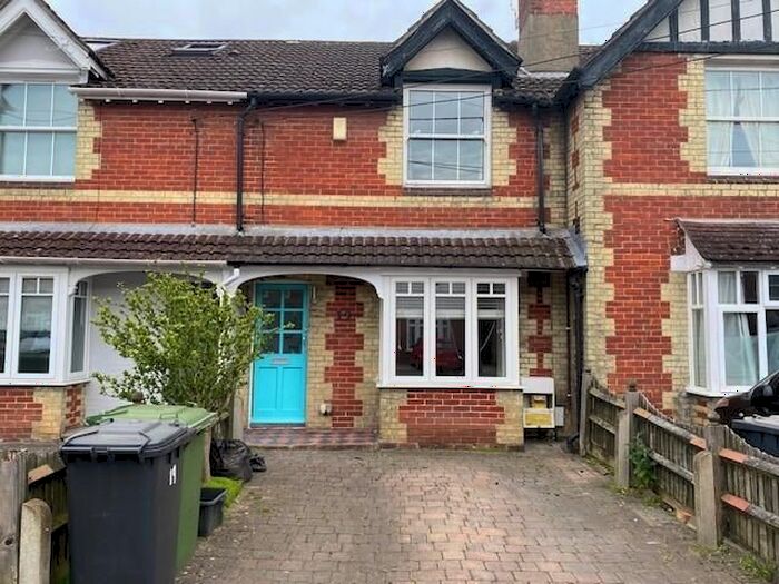 2 Bedroom Property To Rent In Rushes Road, Petersfield, GU32