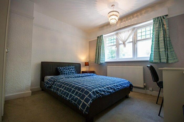5 Bedroom Terraced House To Rent In Rookery Road, Selly Oak, Birmingham, B29