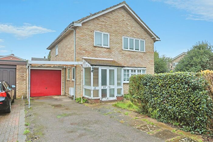 3 Bedroom Detached House For Sale In Penryn Close, Norwich, NR4