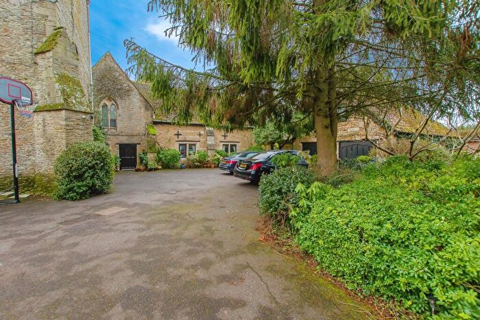 4 Bedroom Detached House For Sale In Thorpe Road, Peterborough, PE3