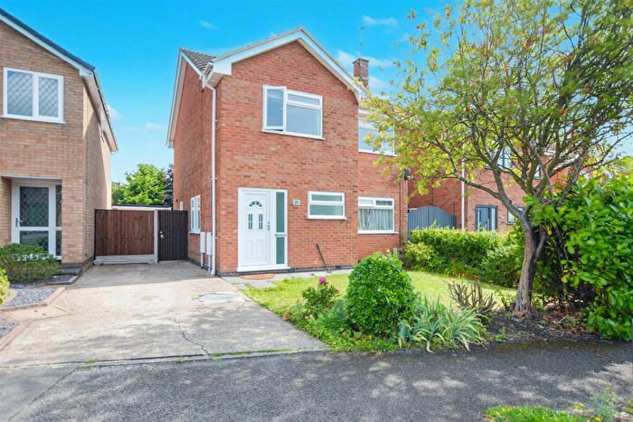 4 Bedroom Detached House For Sale In The Crescent, Stanley Common, DE7