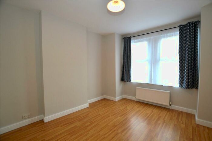 2 Bedroom Property To Rent In Hythe Road, Thornton Heath, CR7