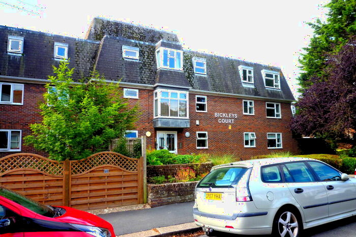 Apartment To Rent In Bickleys Court, PO21
