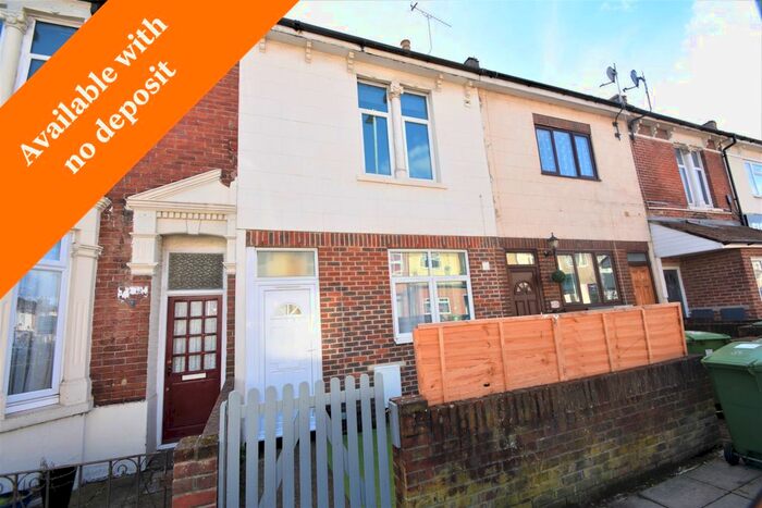 2 Bedroom Flat To Rent In New Road, Portsmouth, PO2