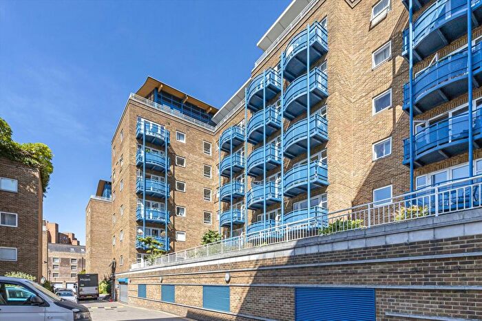 2 Bedroom Flat To Rent In Jardine Road, Wapping, E1W