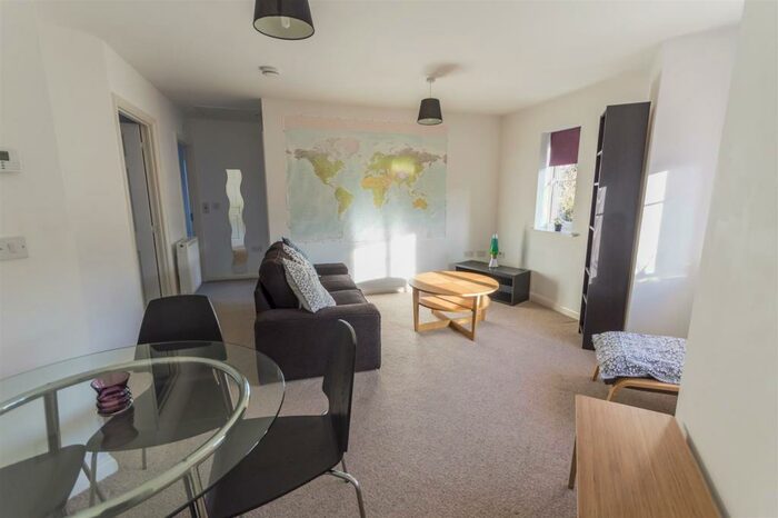 1 Bedroom Apartment To Rent In Hume Street, Kidderminster, DY11