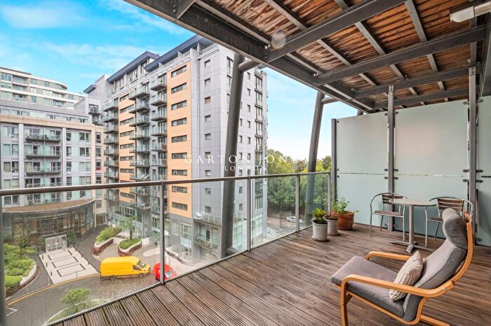 1 Bedroom Apartment To Rent In Horace Building, Queenstown Road, London, SW11